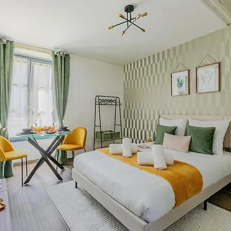 Le Saint-martin - Rénové - Versailles 7 Min